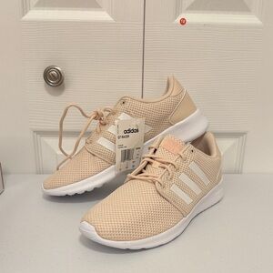 ADIDAS  QT Racer BRAND NEW
